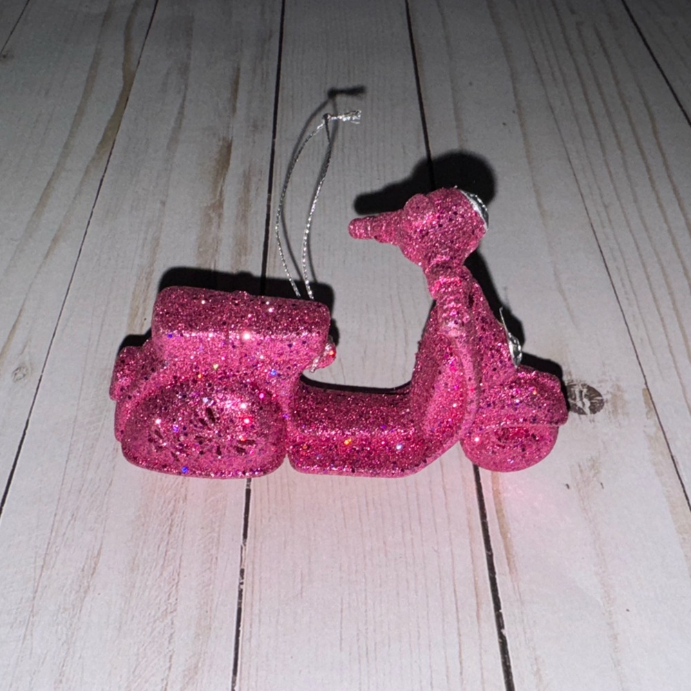 Hobby Lobby Vespa ornament - Picture 2 of 8